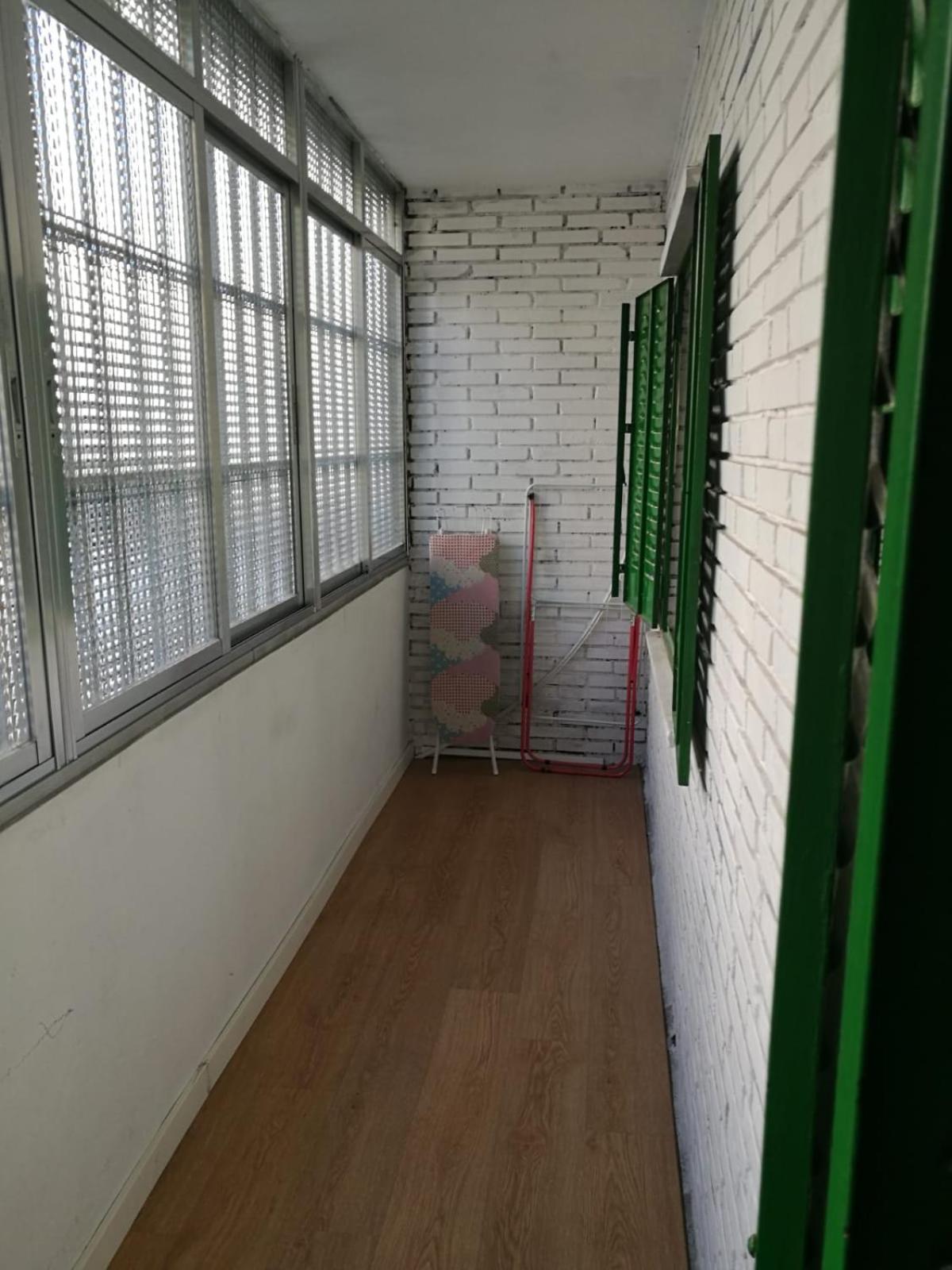 Apartamento 3 Dormitorios En Sanchez Preciados Madrid Exterior photo